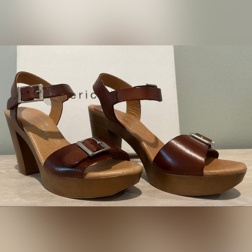 Eric Michael Jasmine Platform Heels in Brown Leather. Size EU 36. New In…‎